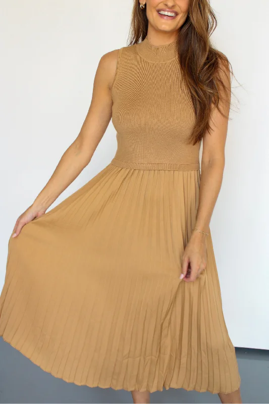 Early Riser Midi Dress In Tan