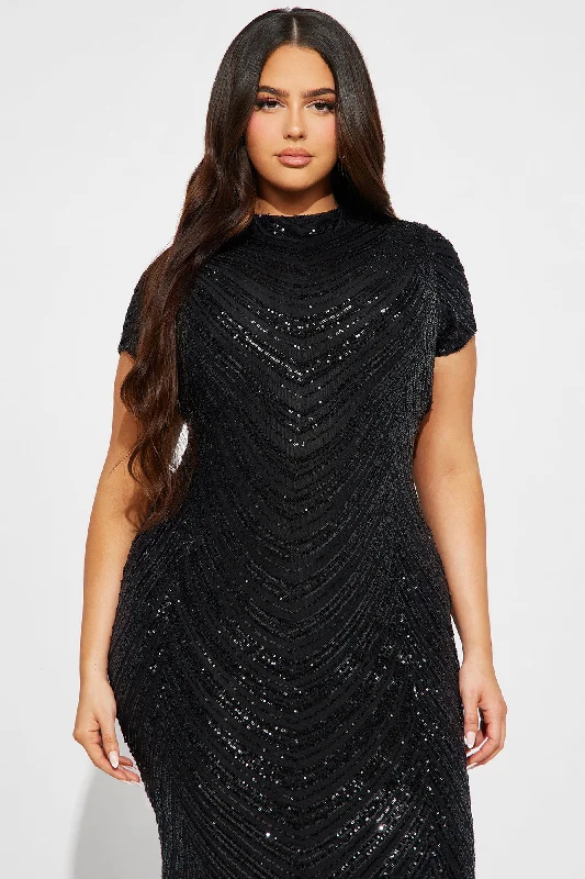 Meet On The Dancefloor Sequin Maxi Dress - Black