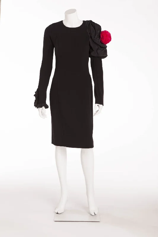 Louis Vuitton - Featured on the 2009 Runway Collection -  New Black Dress with Pink Flower on Shoulder - FR 38