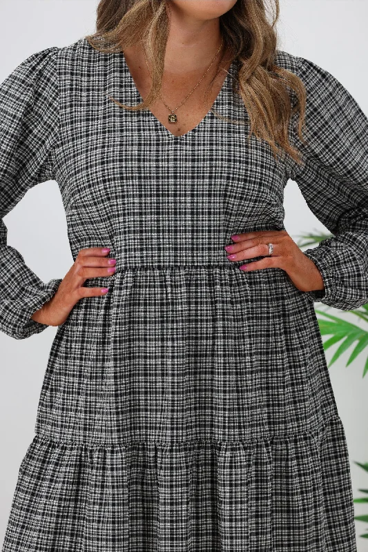 Shine On Label Long Sleeve Luca Gingham Tiered Midi Dress Black White