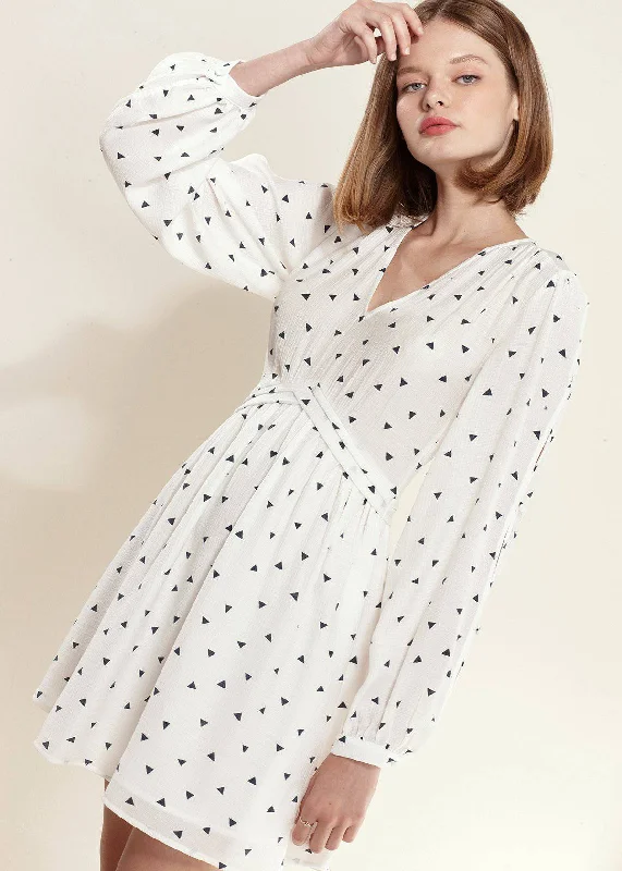 Women's Triangle Print Long Sleeve Dress in White Triangle